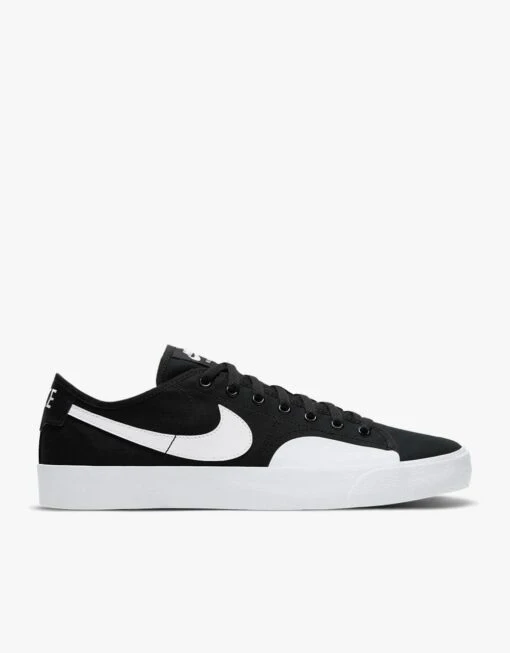 Nike SB BLZR Court Skate Shoes - Black/White-Black-Gum Light Brown -Nike 001108805