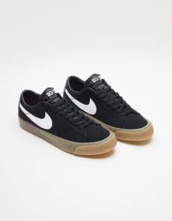 Nike SB Zoom Blazer Low Pro GT Skate Shoes - Black/White-Black-White -Nike 001135467 1