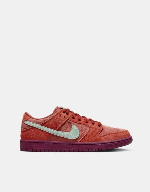 Nike SB Dunk Low Pro Premium Skate Shoes - Mystic Red/Emerald Rise-Rugged Orange-Rosewood-Mystic Red -Nike 001157771