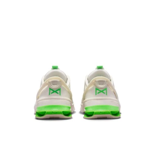 Nike Metcon 8 Flyease Training Shoes In White And Green -Nike AURORA DO9388 006 PHCBH000 2000