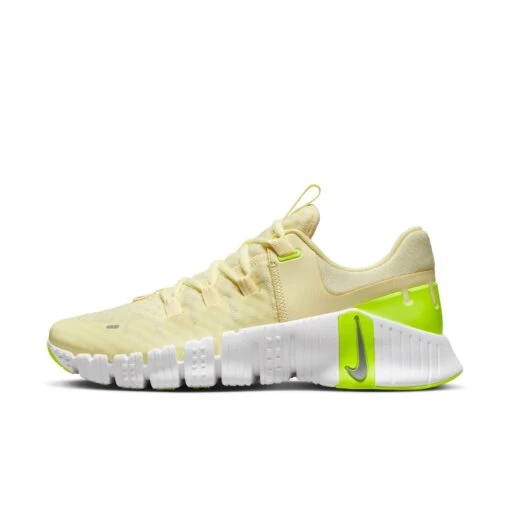 Nike Free Metcon 5 Training Shoes In Yellow And Grey -Nike AURORA DV3950 800 PHSLH000 2000 1