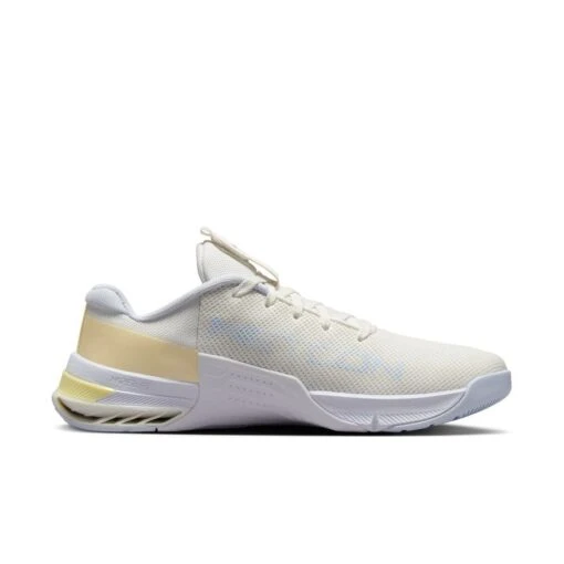 Nike Metcon 8 Training Shoes In Yellow And Blue -Nike FD0795 500 PHSRH001 1